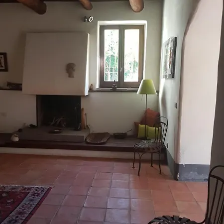 Casa Modigliani * SantʼAgata deʼ Goti