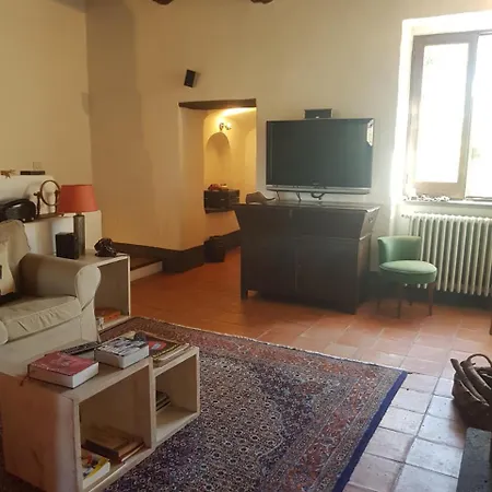 Casa Modigliani * SantʼAgata deʼ Goti