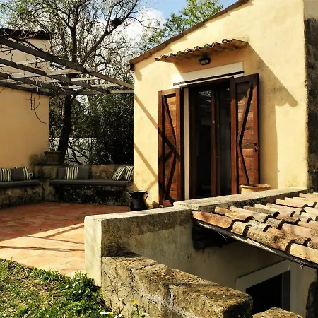 Casa Modigliani * SantʼAgata deʼ Goti